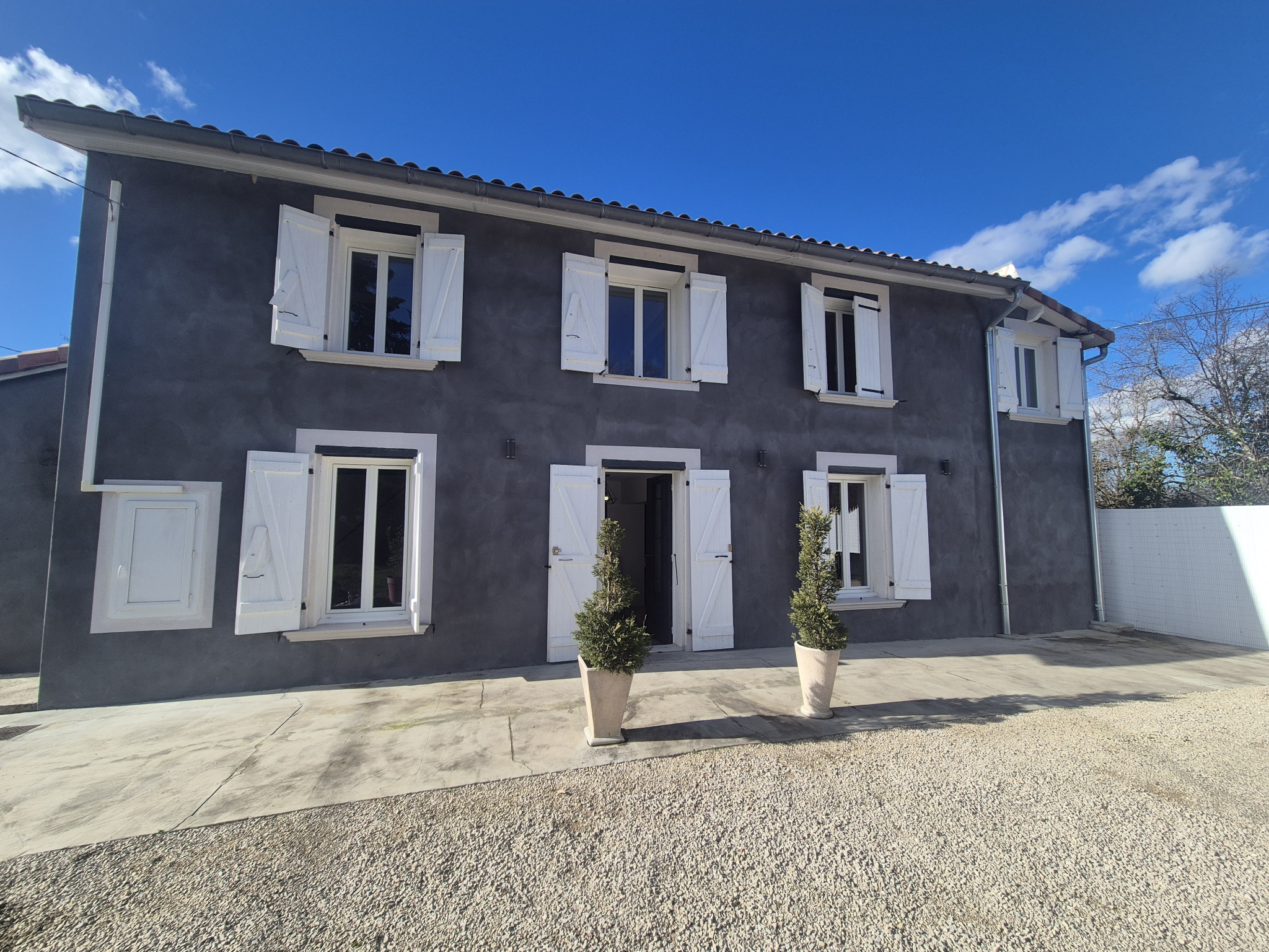 Agence immobilière de Larroque Immobilier